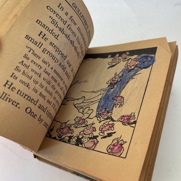 Gulliver's Travels, Charles C. Taylor 1939 Hardcover Mini - Flip Book RARE - Picture 8 of 10